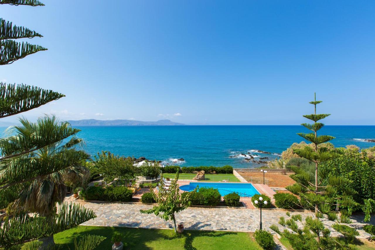 Beachfront Family Villa Katerina With Private Pool, Playground, Bbq & Amazing Sea Views! Petres  Exterior photo